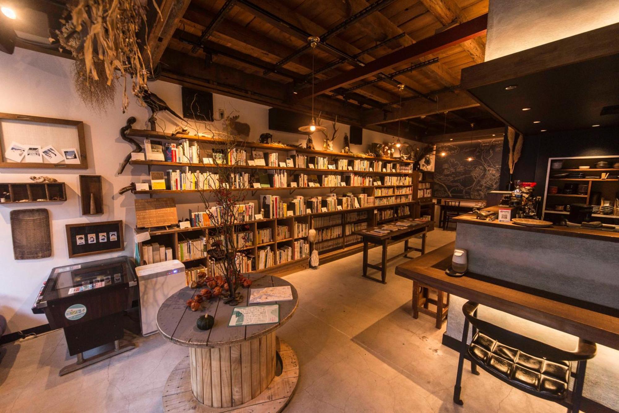 Book & Guesthouse Hitotomaru تويوكا المظهر الخارجي الصورة