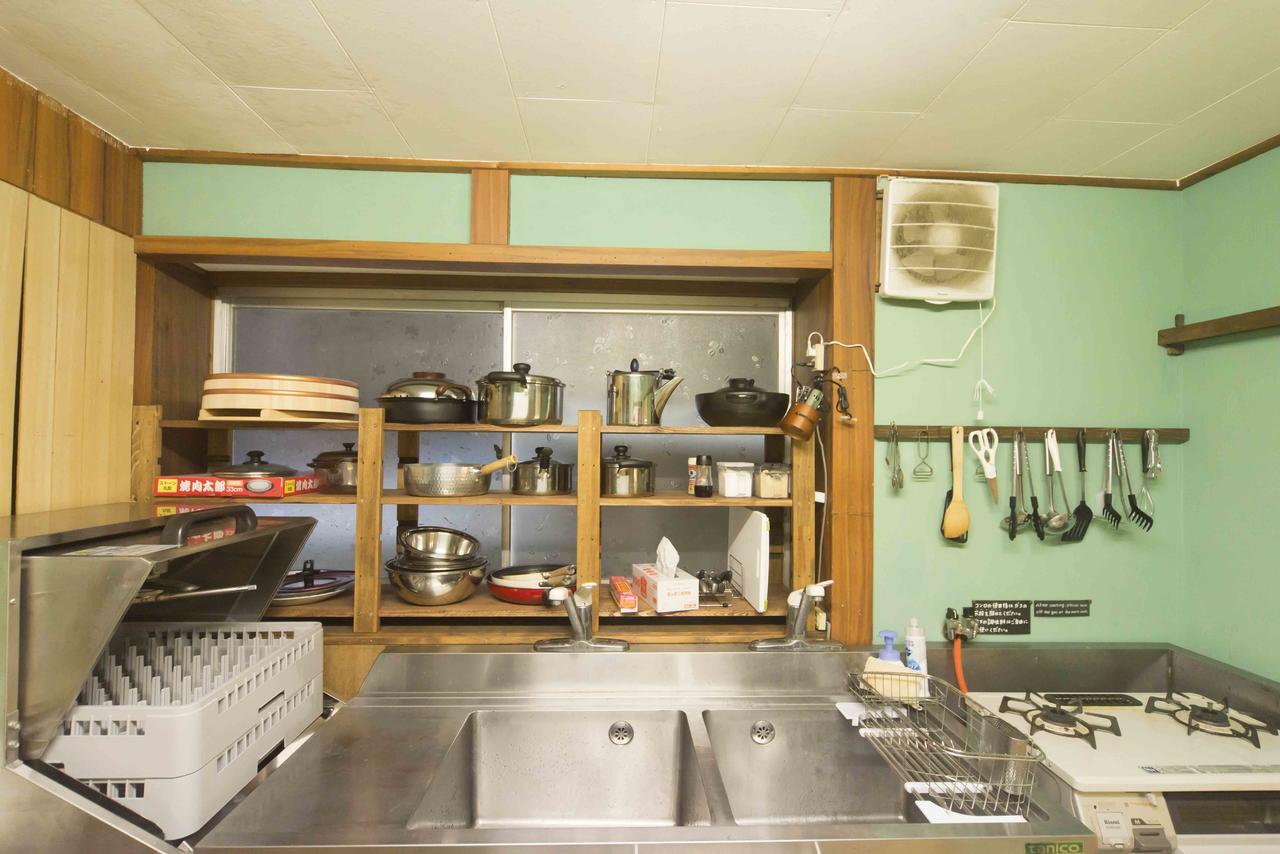 Book & Guesthouse Hitotomaru تويوكا المظهر الخارجي الصورة